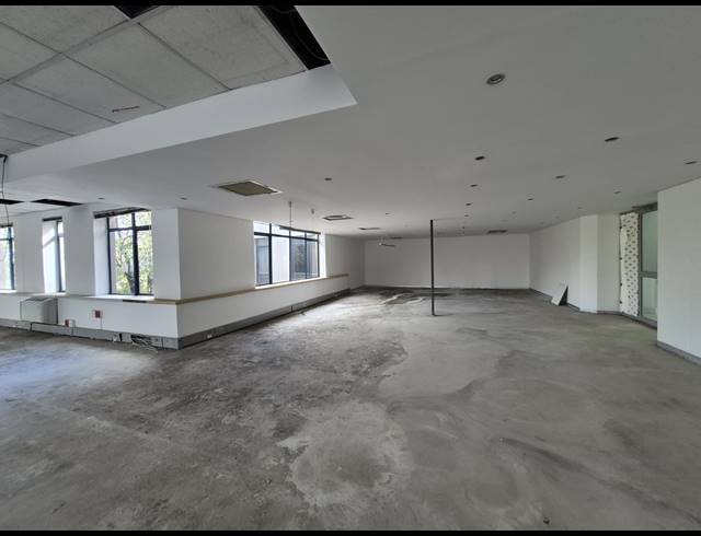 420M² OFFICE TO LET IN ROSEBANK